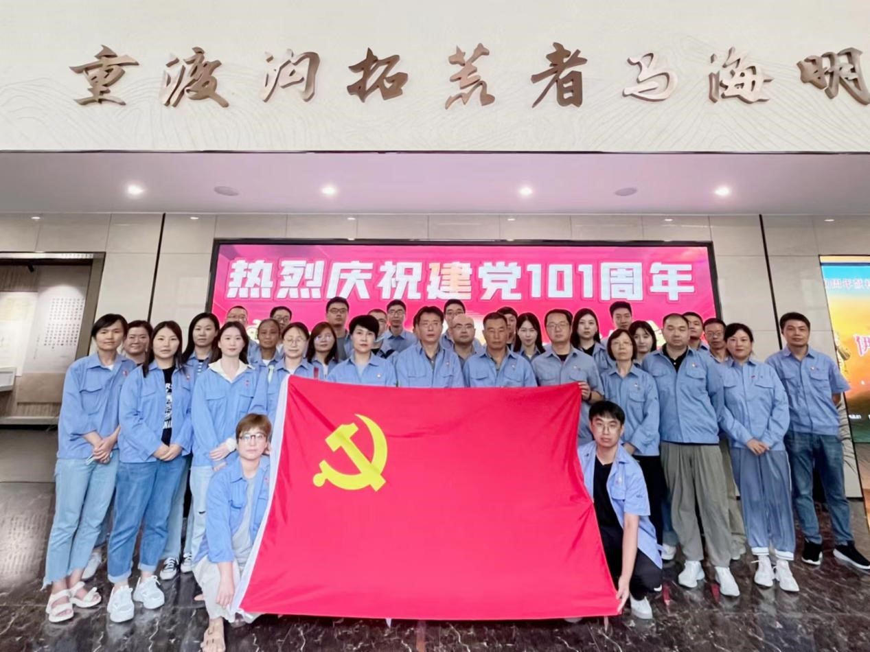 向先進學習，向楷模致敬